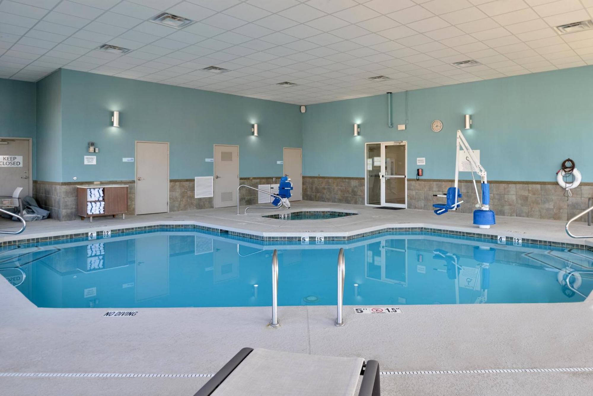 Holiday Inn Express Hotel & Suites Farmington By Ihg Kültér fotó