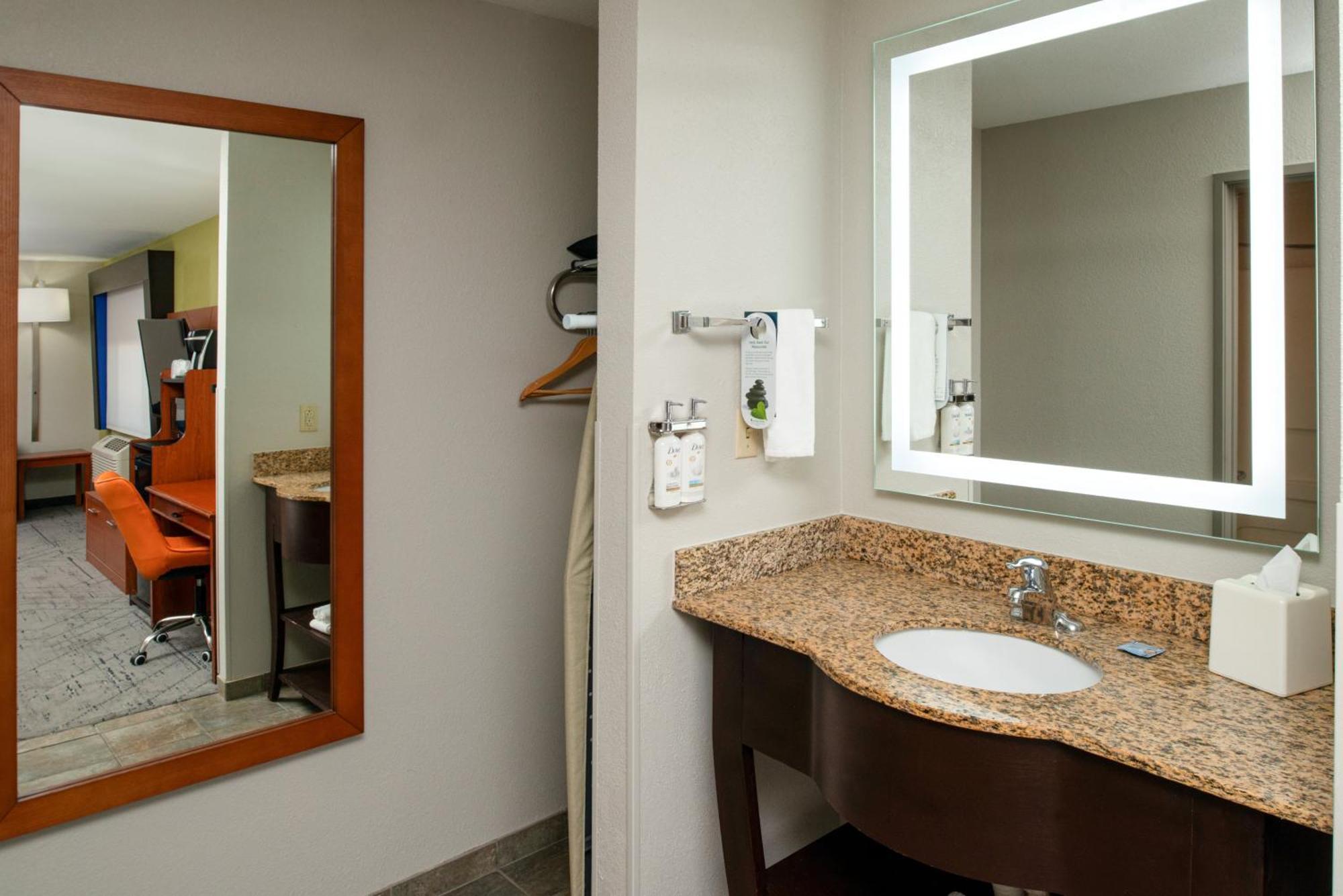 Holiday Inn Express Hotel & Suites Farmington By Ihg Kültér fotó