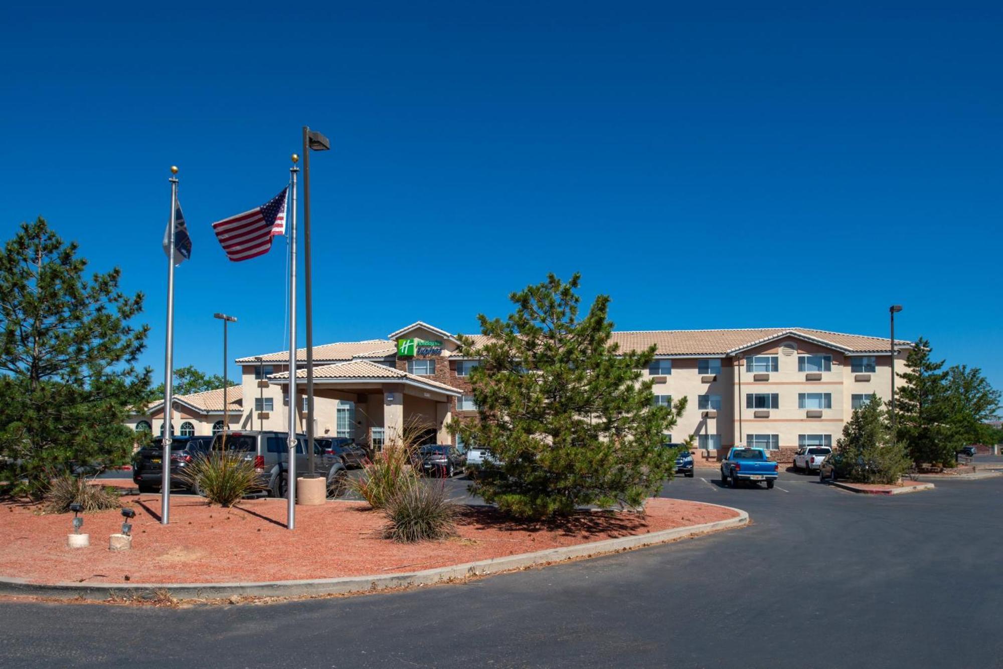 Holiday Inn Express Hotel & Suites Farmington By Ihg Kültér fotó